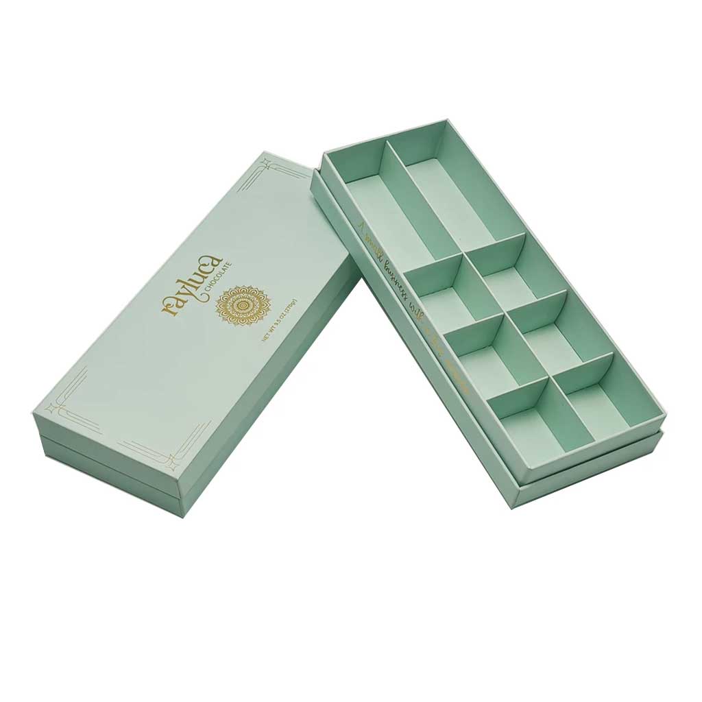 Inside view of lid and base boxes with paper insert – clean protective interior, custom cutouts