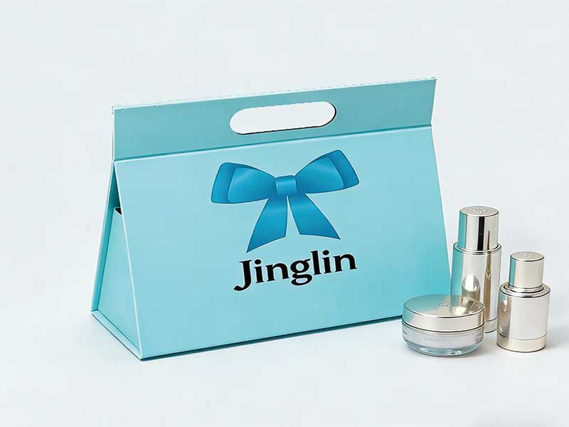 Custom magnetic rigid paper bag with matte finish and handle for luxury gifts