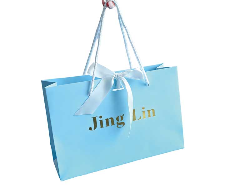 Custom paper bags for retail