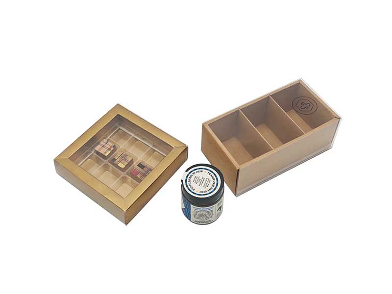 Custom paper boxes with plastic insert for food
