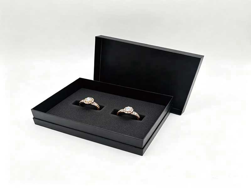 Customized lid and base box for diamond rings