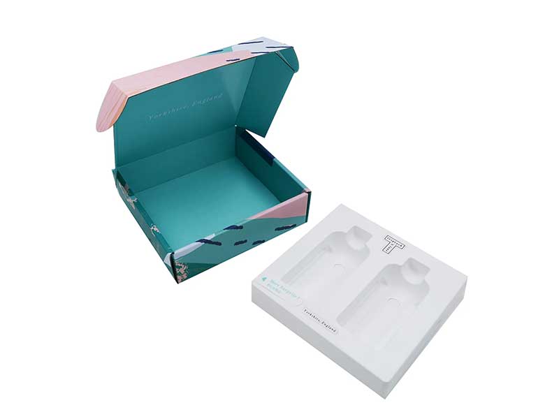 Shipping boxes with plastic insert – corrugated box with precision plastic insert