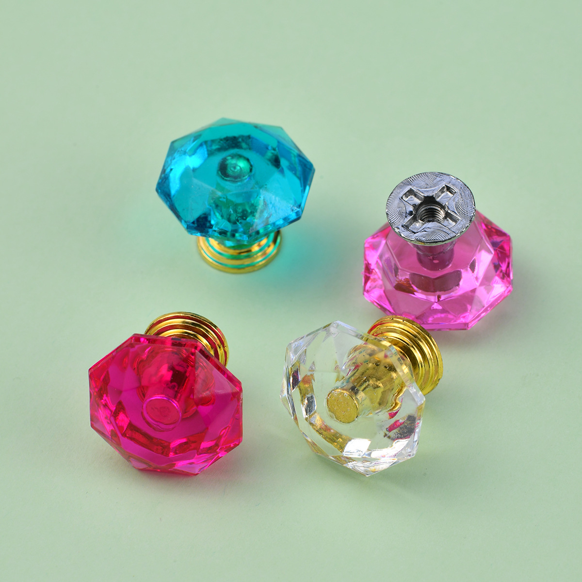 Custom crystal handle for luxury packaging accessories