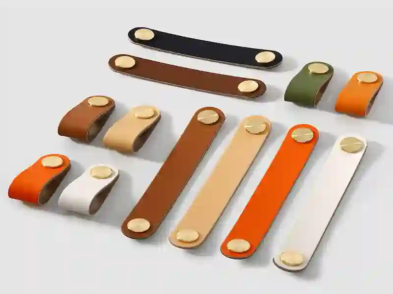 Custom leather handle for luxury packaging accessories